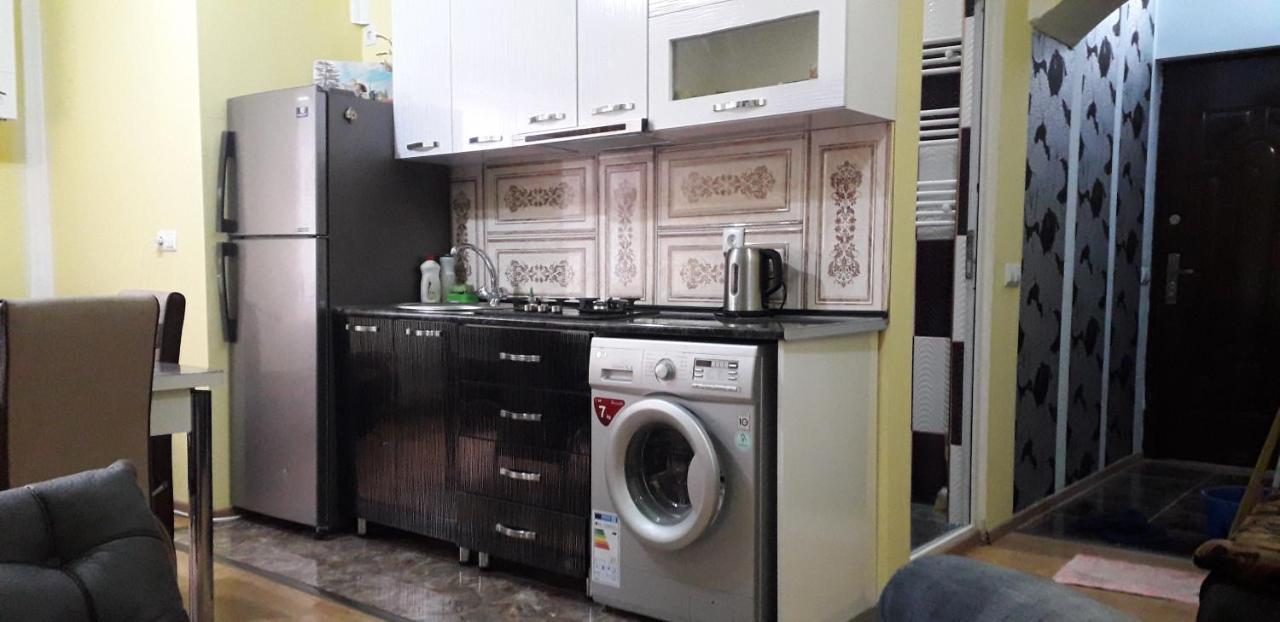 Apartament Giorgi Borjomi Eksteriør bilde